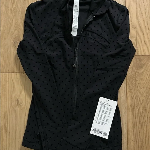 Lululemon Black Define Jacket with Polka Dots - Picture 1 of 4